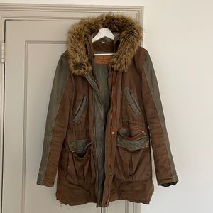 Leather parka, size M, great condition